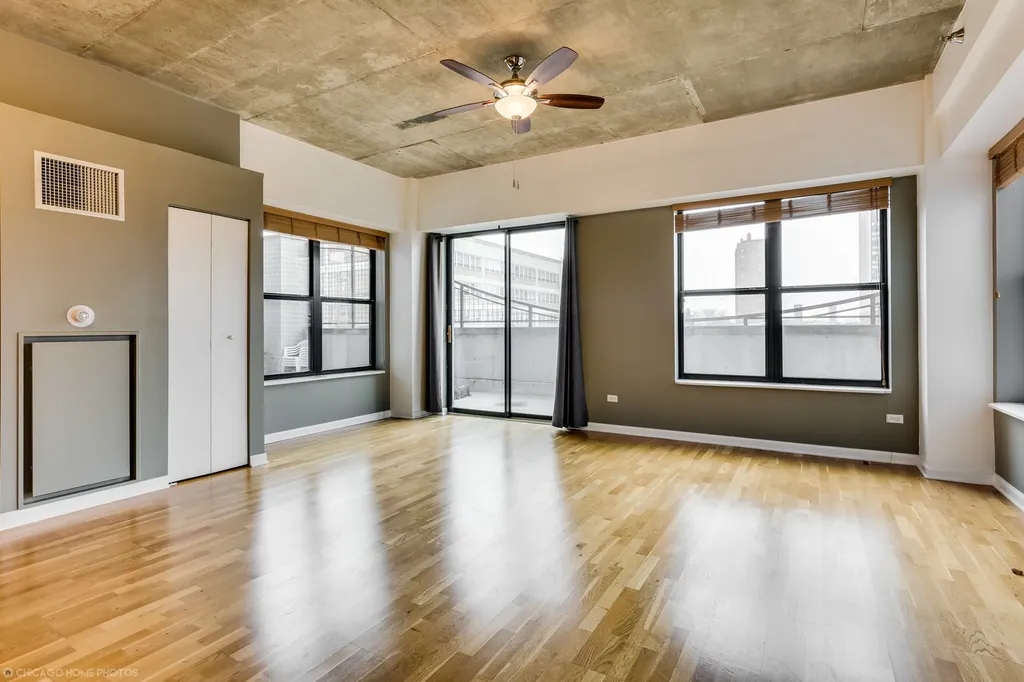 1122 West Catalpa Avenue Chicago IL 60640