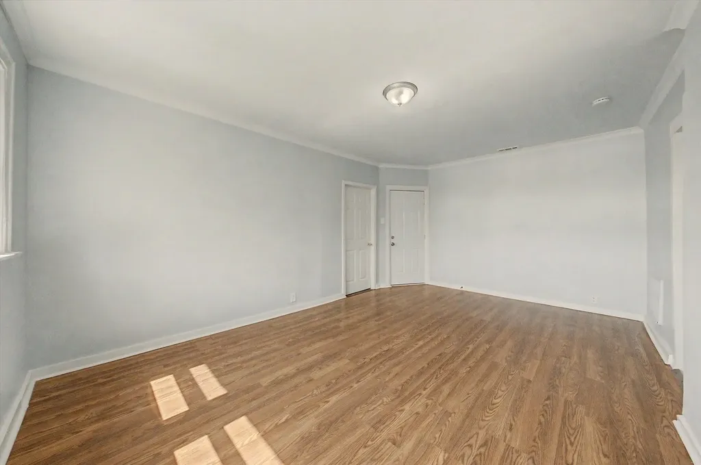 8239 South Colfax Avenue Chicago IL 60617