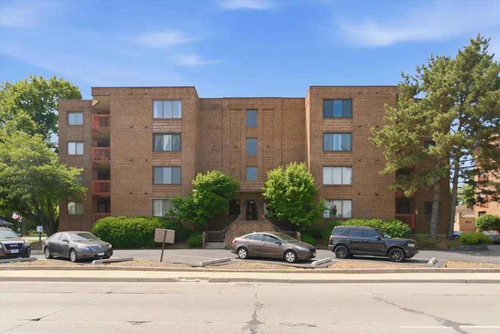 6401 Pershing Road Stickney IL 60402