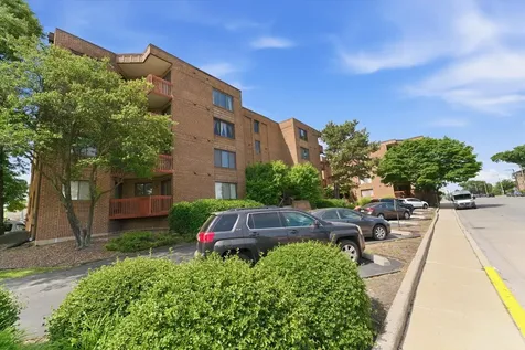 6401 Pershing Road Stickney IL 60402