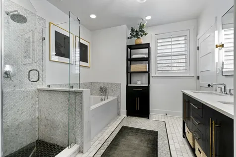 2626 North Wayne Avenue Chicago IL 60614