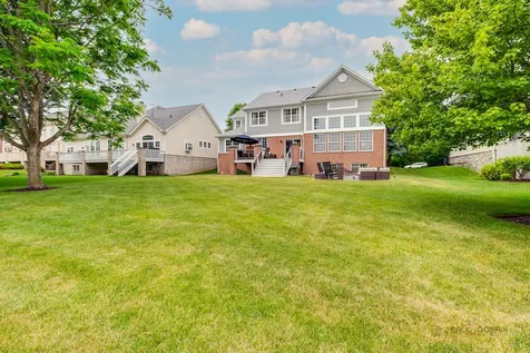 1679 N Stanwich Road Vernon Hills IL 60061