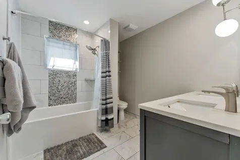 8714 Lynwood Drive Hickory Hills IL 60457