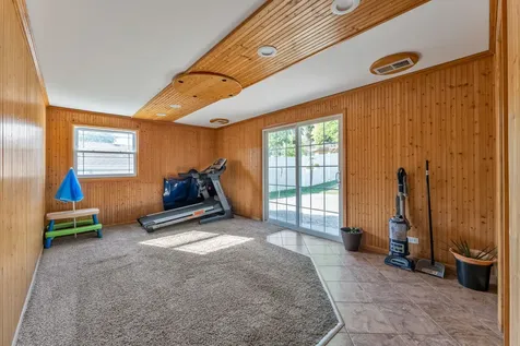 8714 Lynwood Drive Hickory Hills IL 60457