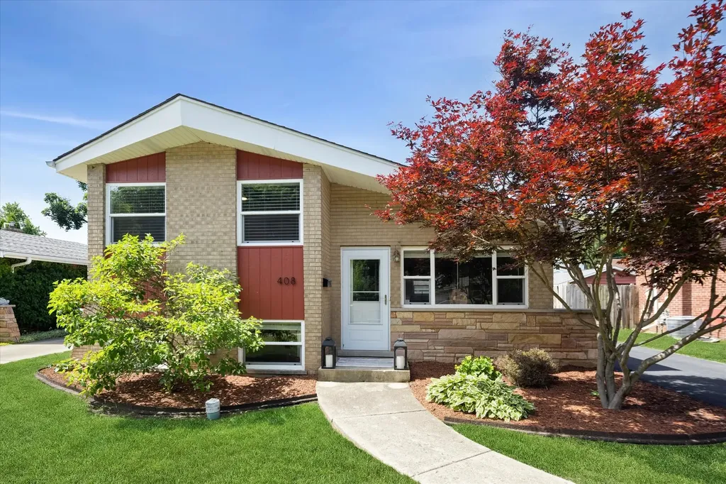 408 West Commonwealth Lane Elmhurst IL 60126