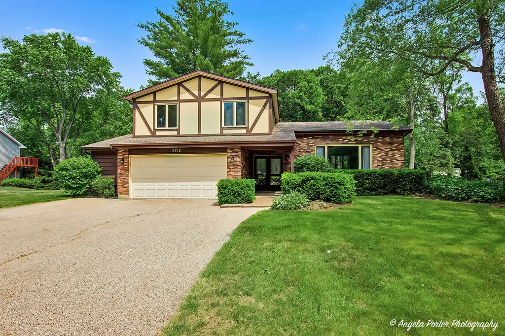 4718 Lake Dawnwood Drive Mchenry IL 60051