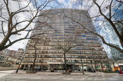 2930 North Sheridan Road Chicago IL 60657
