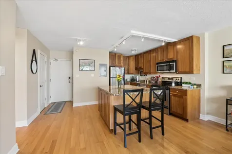 2930 North Sheridan Road Chicago IL 60657