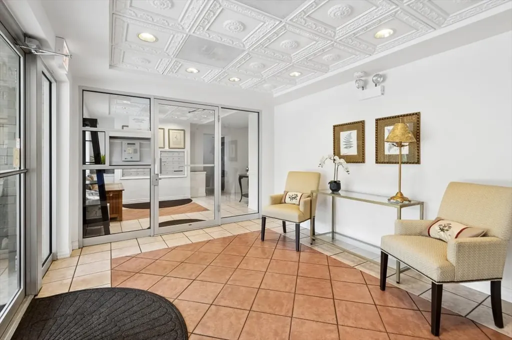 3900 West Bryn Mawr Avenue Chicago IL 60659