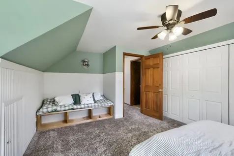 390 Cornell Lane Elgin IL 60123