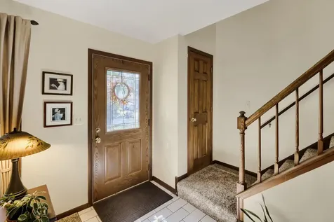 390 Cornell Lane Elgin IL 60123