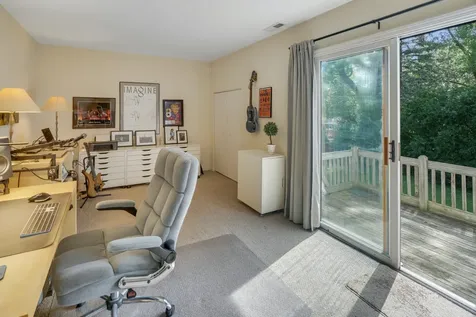 198 Oakwood Drive Wood Dale IL 60191
