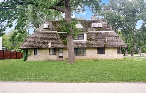 198 Oakwood Drive Wood Dale IL 60191