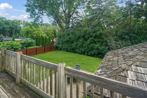 198 Oakwood Drive Wood Dale IL 60191