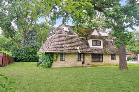 198 Oakwood Drive Wood Dale IL 60191