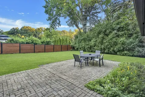 198 Oakwood Drive Wood Dale IL 60191