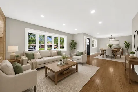 3245 South Manor Drive Lansing IL 60438