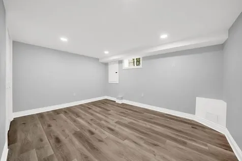 3245 South Manor Drive Lansing IL 60438