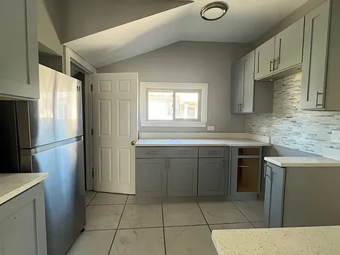 1609 South 9th Avenue Maywood IL 60153
