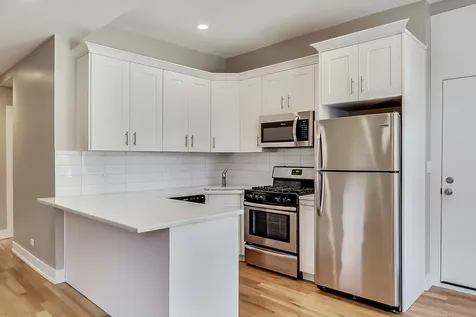 1914 West Crystal Street Chicago IL 60622