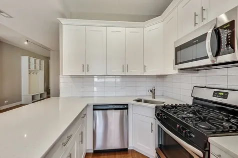 1914 West Crystal Street Chicago IL 60622