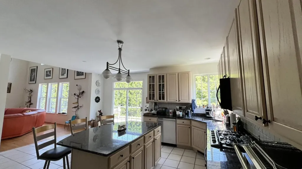 3081 Handley Court Lisle IL 60532