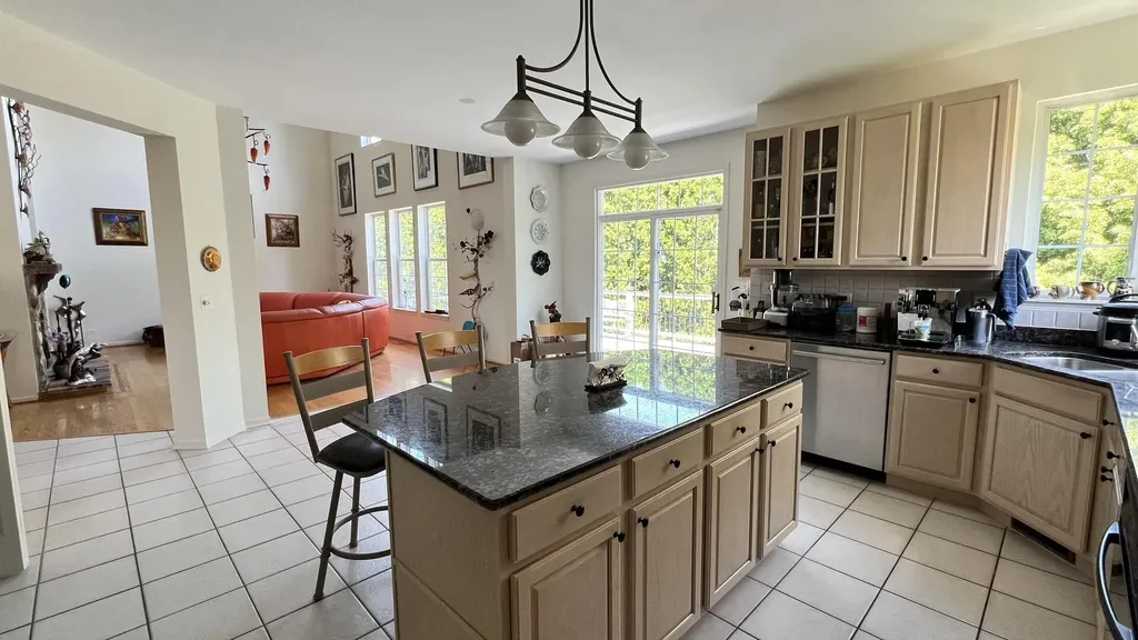 3081 Handley Court Lisle IL 60532