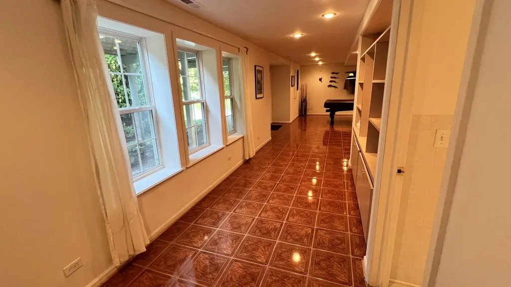 3081 Handley Court Lisle IL 60532