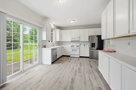 215 Grays Drive Oswego IL 60543