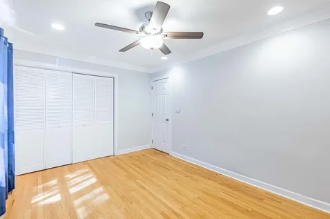 3413 South Indiana Avenue Chicago IL 60616