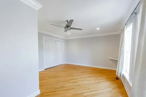 3413 South Indiana Avenue Chicago IL 60616