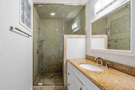 3413 South Indiana Avenue Chicago IL 60616