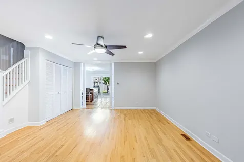 3413 South Indiana Avenue Chicago IL 60616
