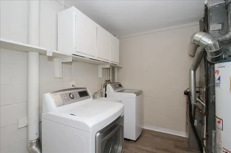 123 Fairlane Court Bloomingdale IL 60108