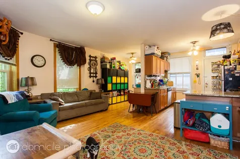 1533 West Leland Avenue Chicago IL 60640