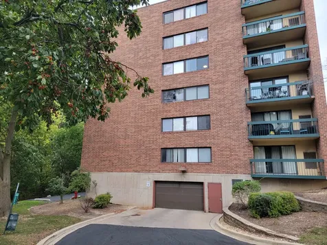 1800 Huntington Boulevard Hoffman Estates IL 60169