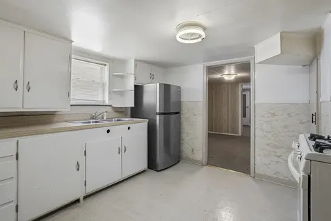 609 Greenbay Avenue Calumet City IL 60409