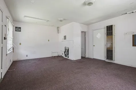 609 Greenbay Avenue Calumet City IL 60409