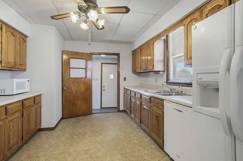 609 Greenbay Avenue Calumet City IL 60409
