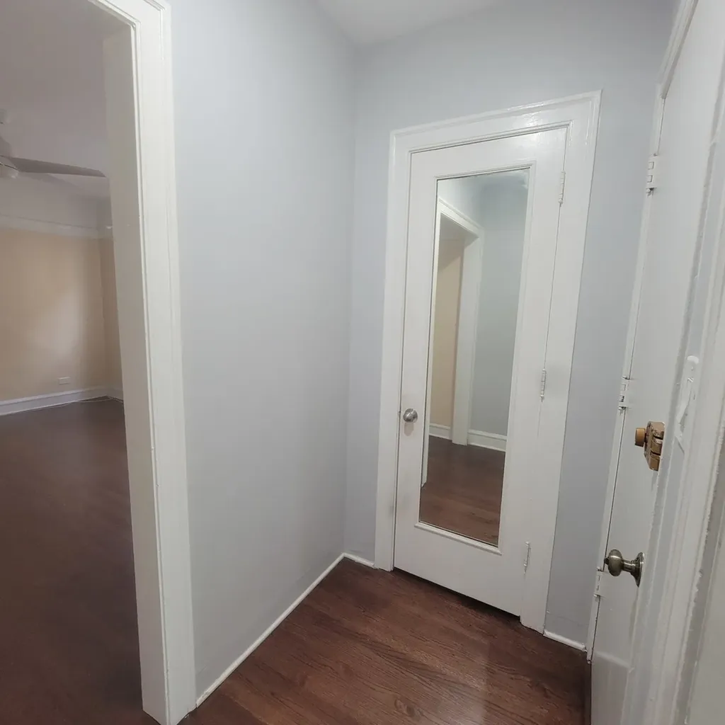 5632 North Rockwell Street Chicago IL 60659