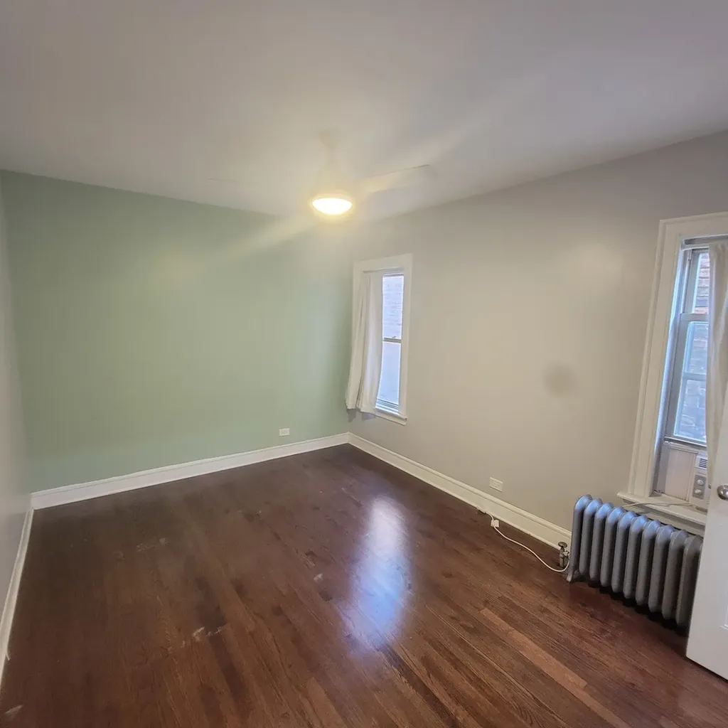 5632 North Rockwell Street Chicago IL 60659