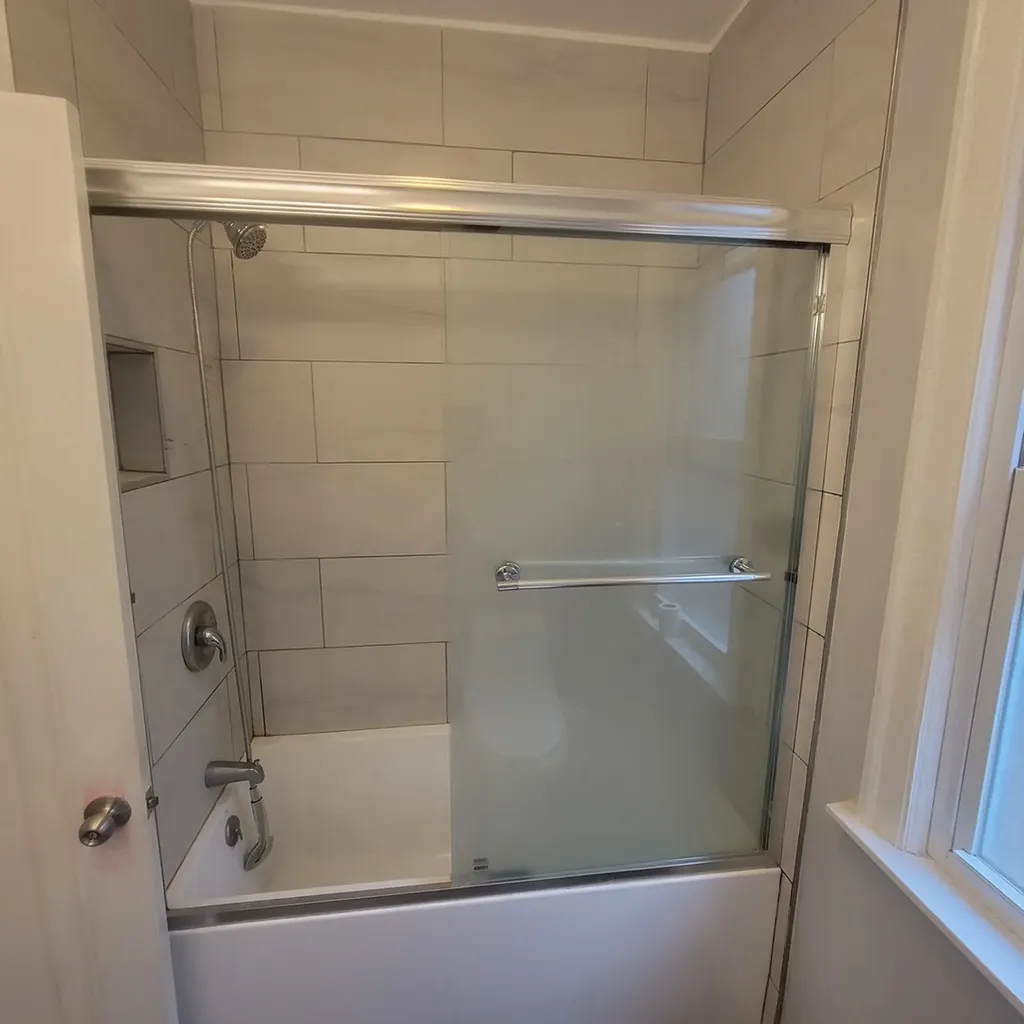5632 North Rockwell Street Chicago IL 60659
