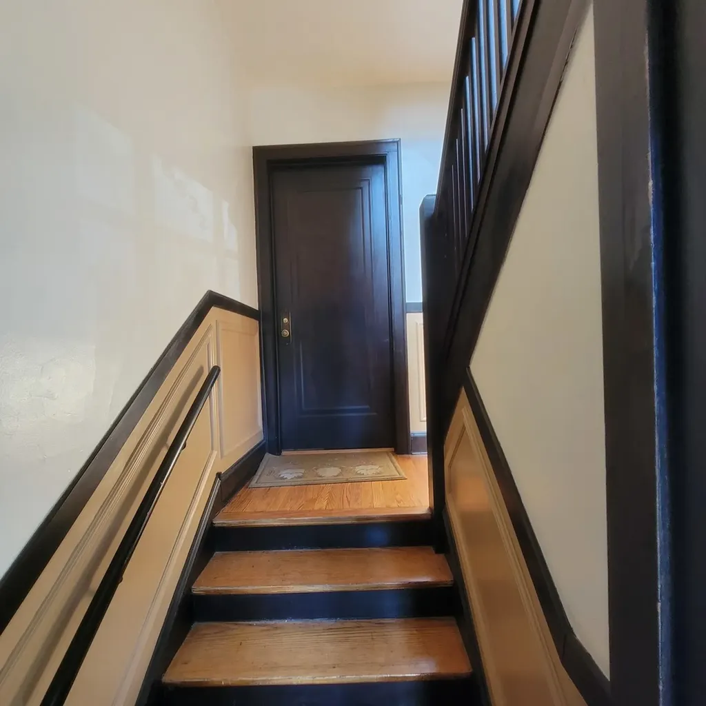 5632 North Rockwell Street Chicago IL 60659