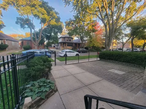 5632 North Rockwell Street Chicago IL 60659