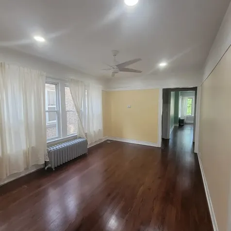 5632 North Rockwell Street Chicago IL 60659