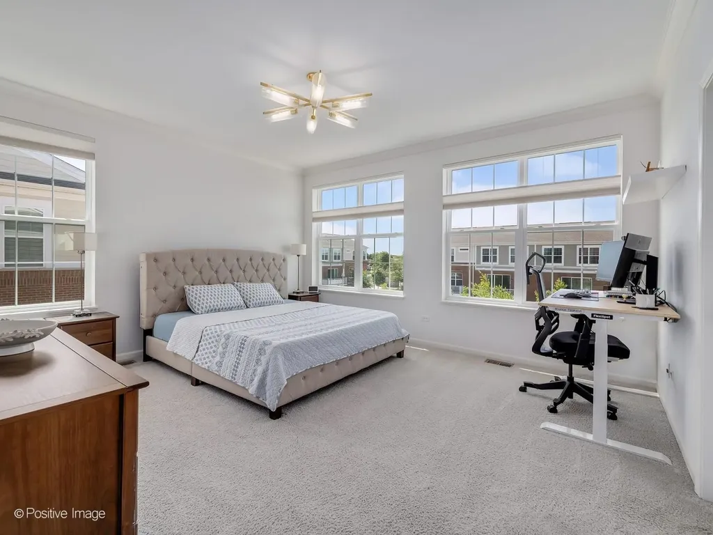 2939 Reflection Drive Naperville IL 60564
