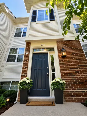 716 River Mill Parkway Wheeling IL 60090