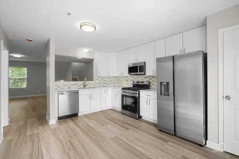 716 River Mill Parkway Wheeling IL 60090
