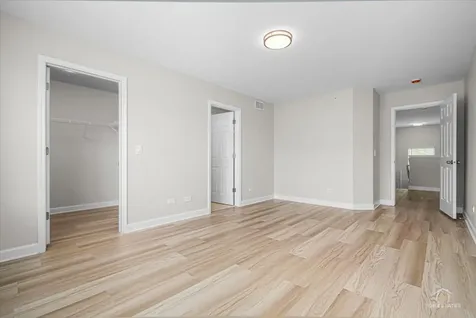 716 River Mill Parkway Wheeling IL 60090