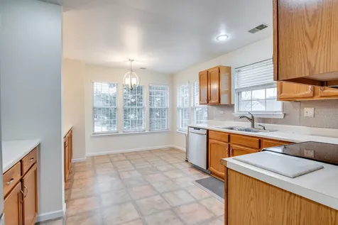 1829 Quaker Hollow Lane Streamwood IL 60107